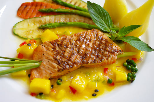 Grilled salmon and Cambodian mango sauce